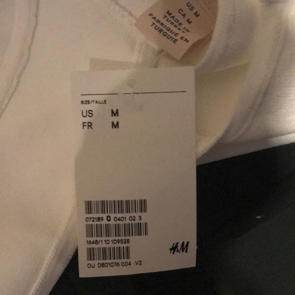 H&M white cross strap knit crop top - Picture 4 of 5